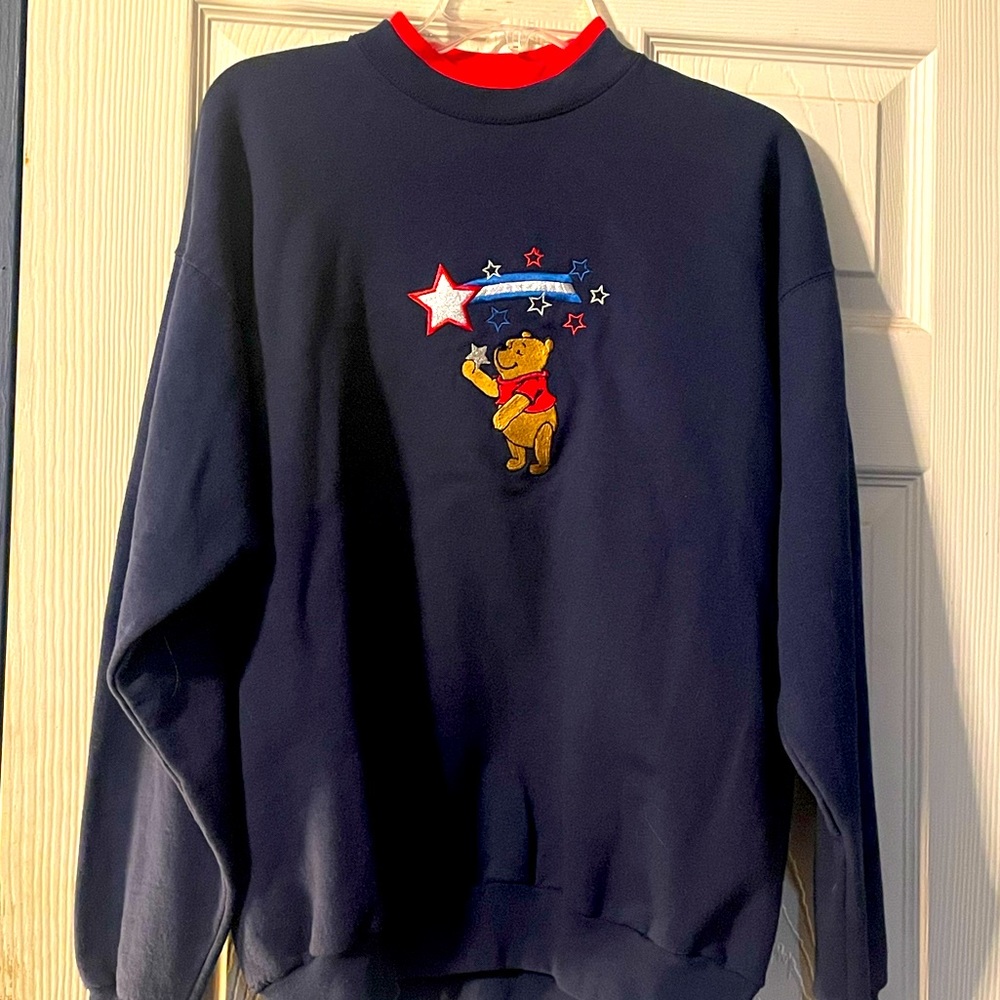 Retro Winnie the Pooh sweatshirt